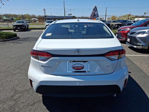 Wind Chill Pearl 2026 Toyota Corolla LE