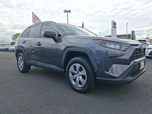 Magnetic Gray Metallic 2019 Toyota RAV4 LE