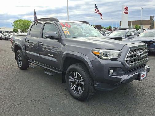 Magnetic Gray Metallic 2016 Toyota Tacoma TRD Sport