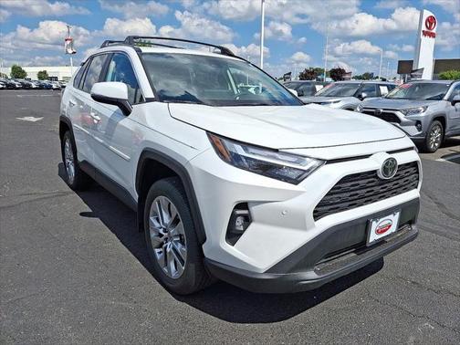 2025 Toyota RAV4 XLE Premium