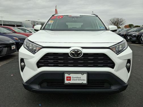 2020 Toyota RAV4 XLE