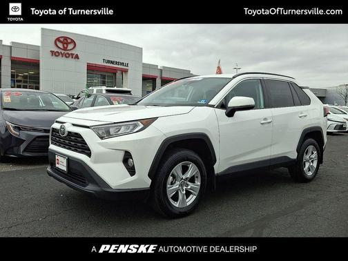 2020 Toyota RAV4 XLE