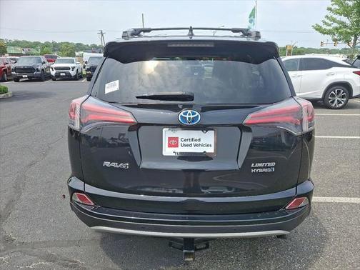 2018 Toyota RAV4 Hybrid SE