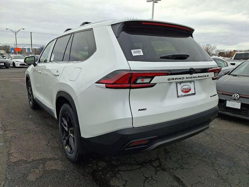 Wind Chill Pearl 2026 Toyota Grand Highlander Platinum