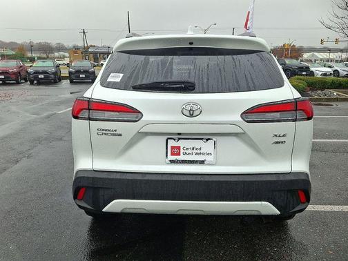 2023 Toyota Corolla Cross XLE