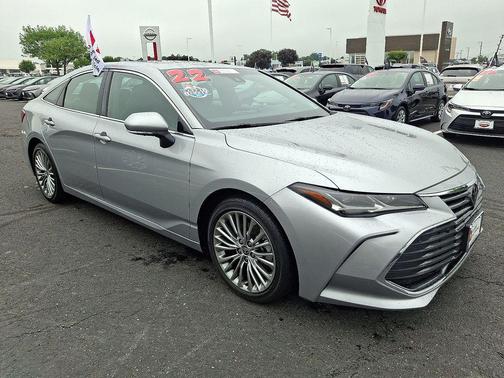 Celestial Silver Metallic 2022 Toyota Avalon Limited