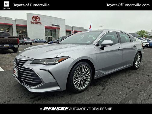 Celestial Silver Metallic 2022 Toyota Avalon Limited