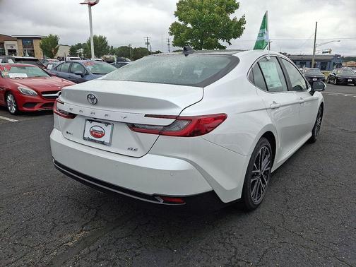 2025 Toyota Camry XLE