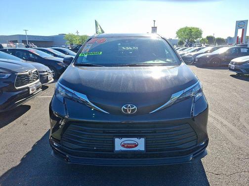 Midnight Black 2026 Toyota Sienna XLE