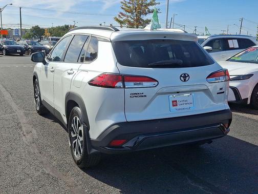 2024 Toyota Corolla Hybrid SE