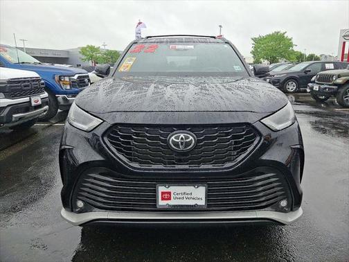 2022 Toyota Highlander XSE
