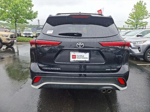 2022 Toyota Highlander XSE
