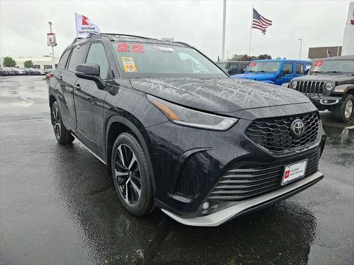 2022 Toyota Highlander XSE