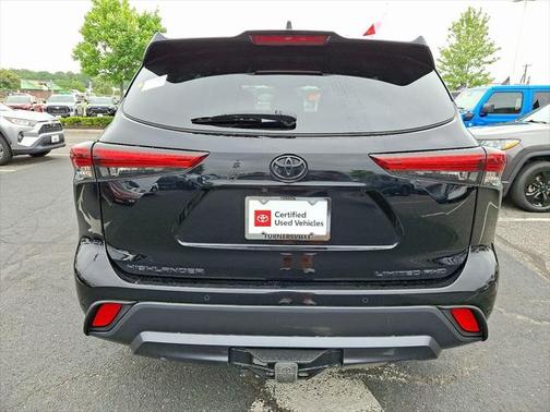 2022 Toyota Highlander Limited