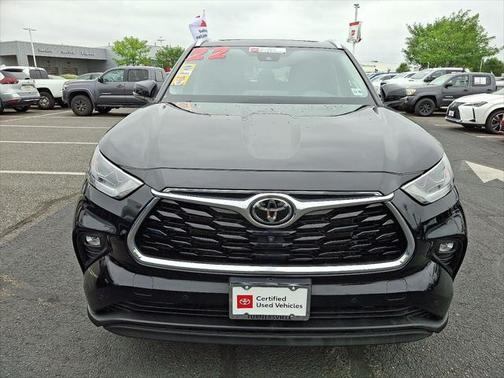 2022 Toyota Highlander Limited