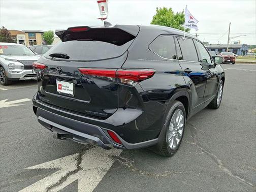 2022 Toyota Highlander Limited