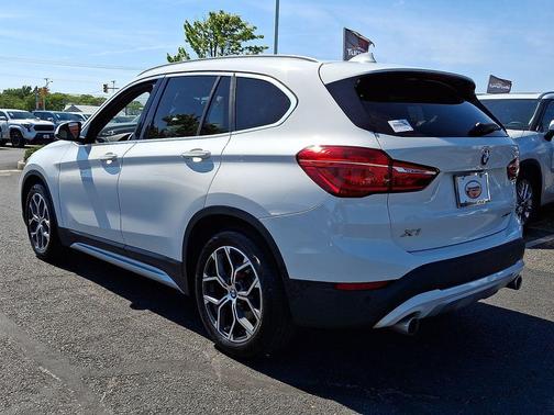 Alpine White 2021 BMW X1 xDrive28i