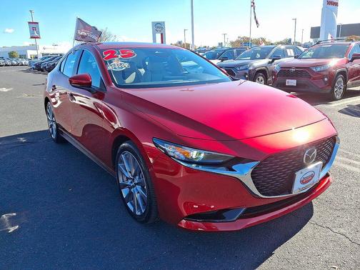 2025 Mazda Mazda3 FWD w/Preferred Package