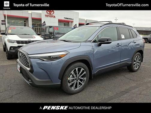 2025 Toyota Corolla Cross XLE
