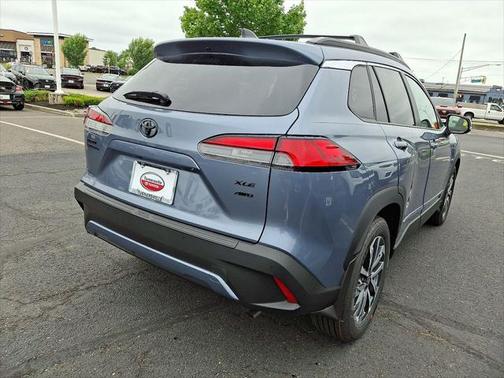2025 Toyota Corolla Cross XLE
