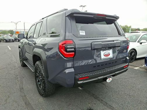 2025 Toyota 4Runner TRD Off Road