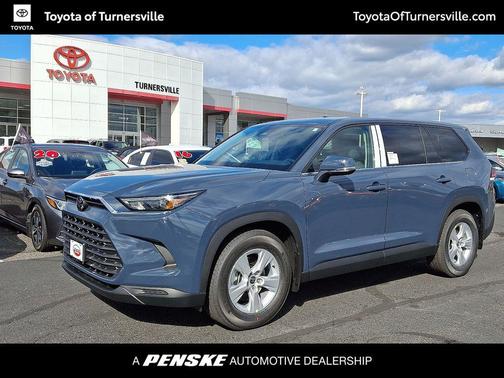 2026 Toyota Highlander LE