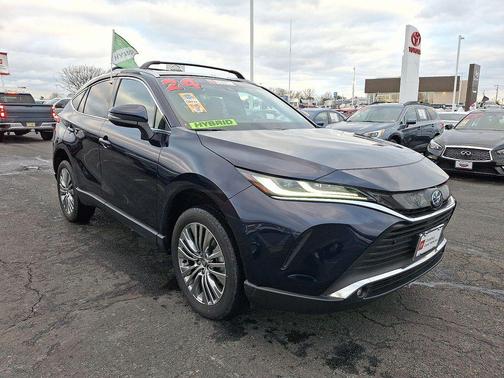 2024 Toyota Venza XLE