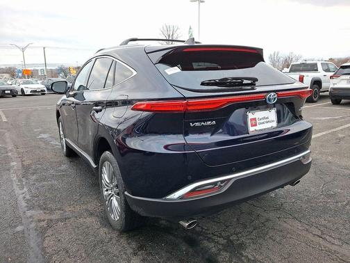 2024 Toyota Venza XLE