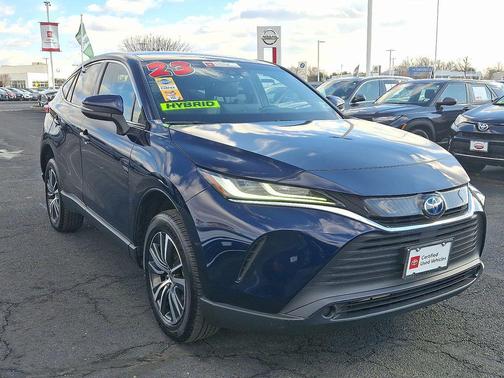 2023 Toyota Venza LE