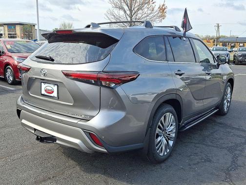 Heavy Metal 2026 Toyota Highlander Platinum