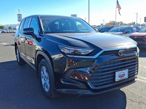 2026 Toyota Highlander LE