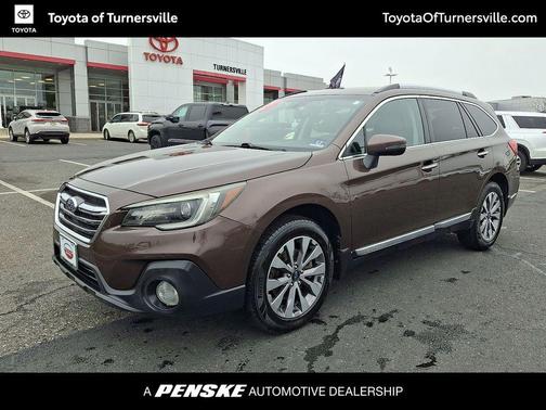 Cinnamon 2019 Subaru Outback 2.5i Touring