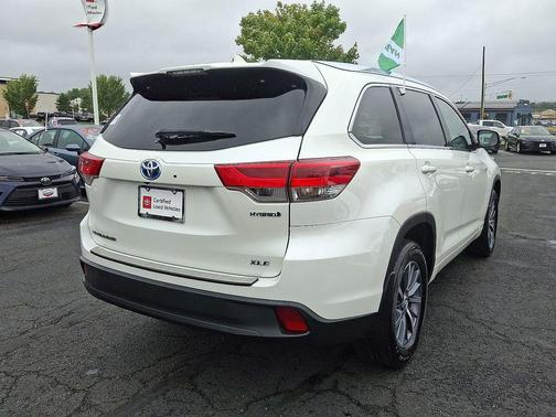 2017 Toyota Highlander Hybrid XLE