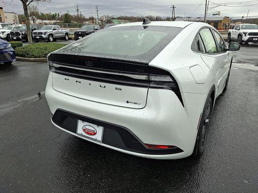 Wind Chill Pearl 2026 Toyota Prius Plug-In Hybrid SE
