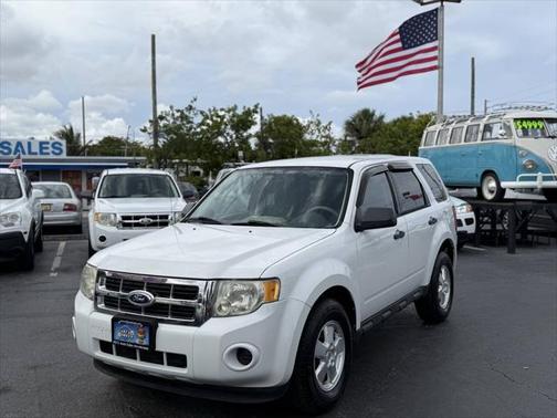 2011 Ford Escape XLS