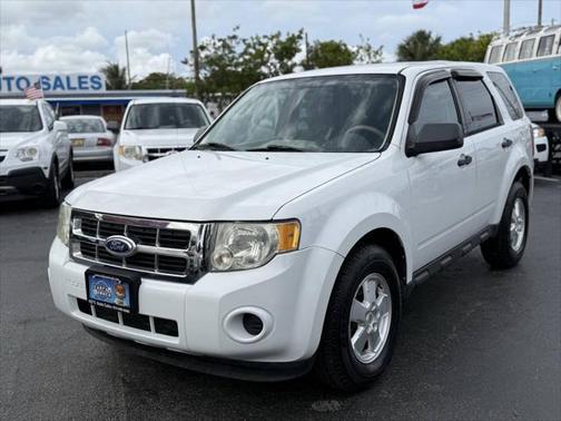 2011 Ford Escape XLS