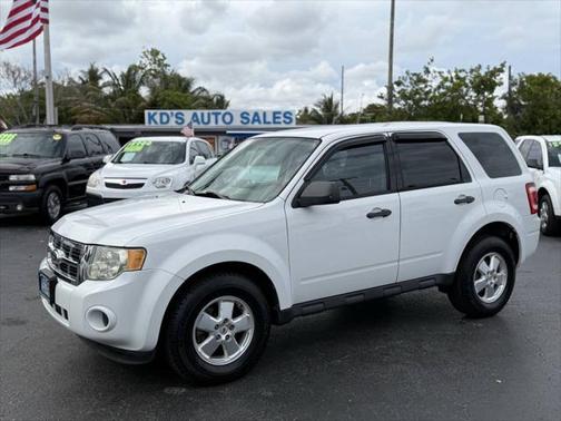 2011 Ford Escape XLS