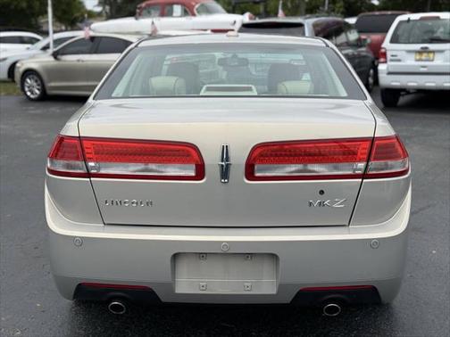 2010 Lincoln MKZ Base