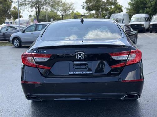 2018 Honda Accord Touring 4dr Sedan (1.5T I4)