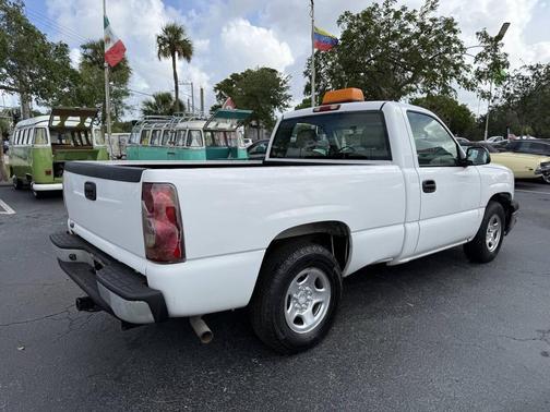 White 2003 Chevrolet Silverado 1500 Work Truck