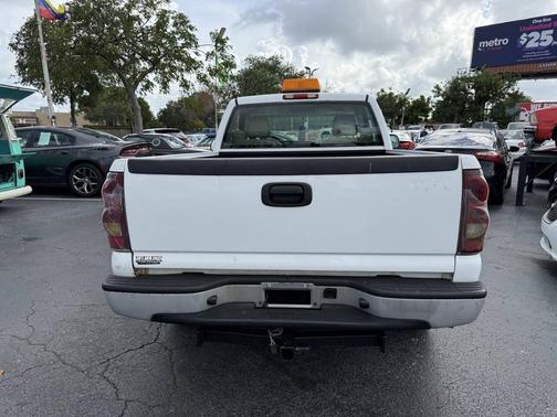 White 2003 Chevrolet Silverado 1500 Work Truck