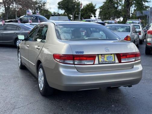 2004 Honda Accord LX 4dr Sedan