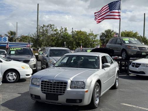 Silver 2005 Chrysler 300 Touring