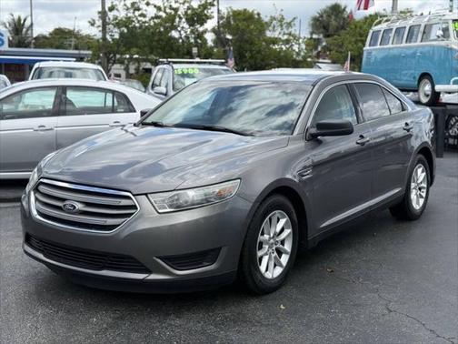 2013 Ford Taurus SE 4dr Sedan