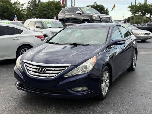 2011 Hyundai SONATA SE