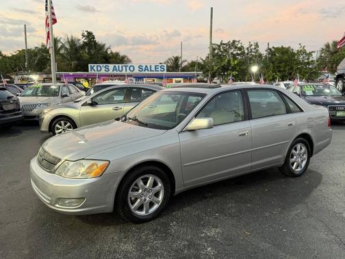 2001 Toyota Avalon XLS