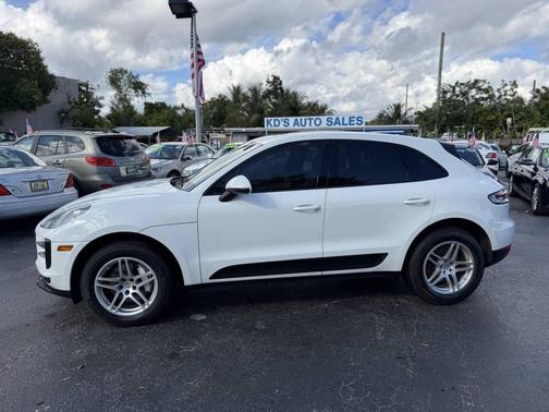 2020 Porsche Macan Base AWD 4dr SUV