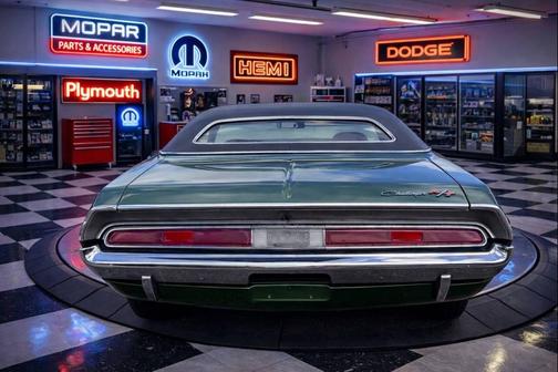 1970 Dodge Challenger Base