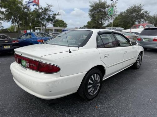 2004 Buick Century Custom 4dr Sedan