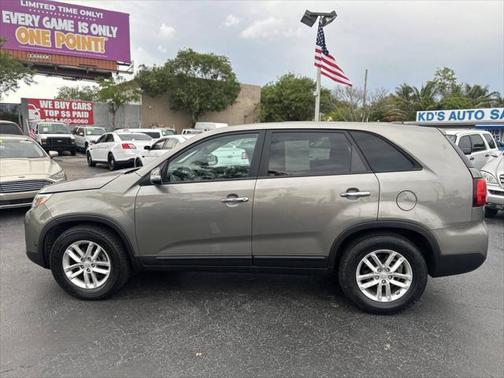 2015 Kia Sorento LX